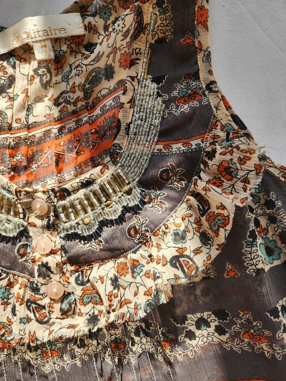 Solitaire Medium Grey Patterned Ruffled Sheer Top - Picture 4 of 5